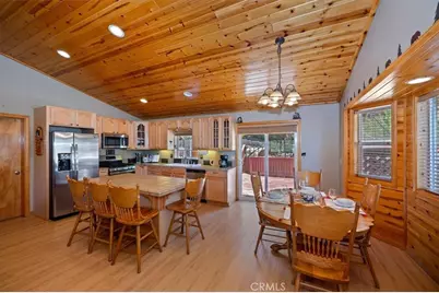 473 Villa Grove, Big Bear City, CA 92314 - Photo 18