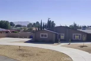 13851 Titonka, Apple Valley, CA 92307 - Photo 2