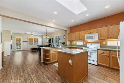24479 Chamois, Corona, CA 92883 - Photo 4