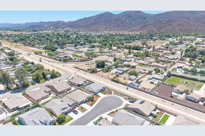 32690 Ascot Hill, Wildomar, CA 92595 - Photo 36