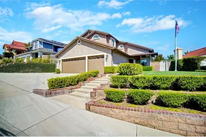445 Somerset Circle, Corona, CA 92879 - Photo 2