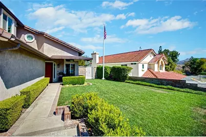 445 Somerset Circle, Corona, CA 92879 - Photo 10