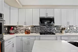 6860 Edinburgh Rd, Eastvale, CA 92880 - Photo 16
