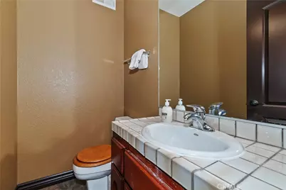 43850 Yosemite Drive, Big Bear Lake, CA 92315 - Photo 24