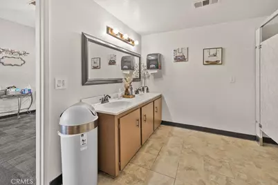 820 Larch St, Colton, CA 92324 - Photo 32