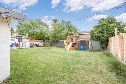 820 Larch St, Colton, CA 92324 - Photo 52