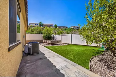 36451 Chervil Court, Lake Elsinore, CA 92532 - Photo 30