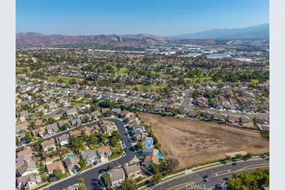 712 Shaffer Street, Corona, CA 92879 - Photo 16