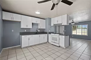 9891 3rd Ave, Hesperia, CA 92345 - Photo 12