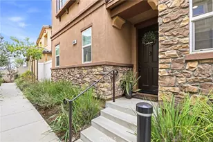 27464 Honeydew Ct, Saugus, CA 91350 - Photo 1