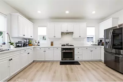 27464 Honeydew Court, Saugus, CA 91350 - Photo 14