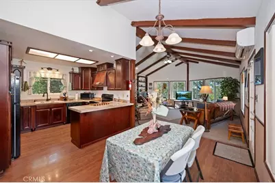 815 Chamois, Crestline, CA 92325 - Photo 14