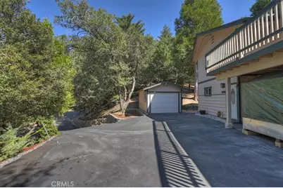 815 Chamois, Crestline, CA 92325 - Photo 44