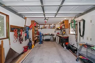 815 Chamois, Crestline, CA 92325 - Photo 46