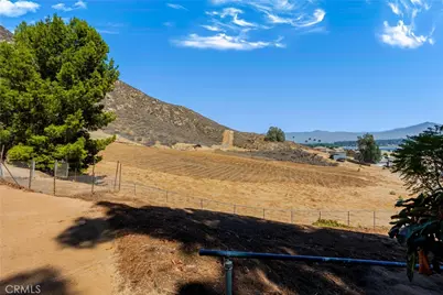 299 Anderegg, Colton, CA 92324 - Photo 14