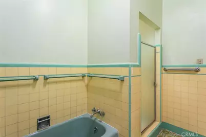 299 Anderegg, Colton, CA 92324 - Photo 48