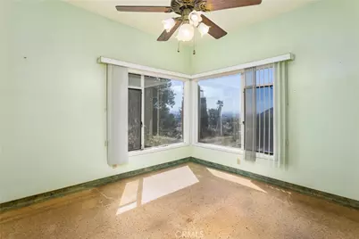 299 Anderegg, Colton, CA 92324 - Photo 36