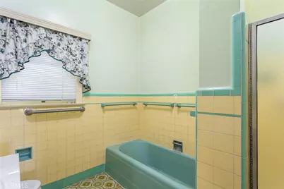 299 Anderegg, Colton, CA 92324 - Photo 46