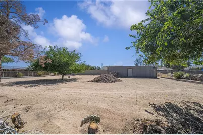 15225 Mesa Street, Hesperia, CA 92345 - Photo 24