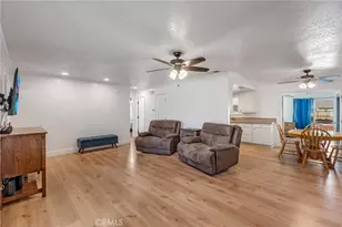 22272 Klickitat Ave, Apple Valley, CA 92307 - Photo 10