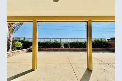 14619 Bison, Fontana, CA 92336 - Photo 48