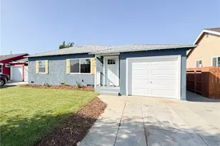 917 W 130th St, Compton, CA 90222 - Photo 2