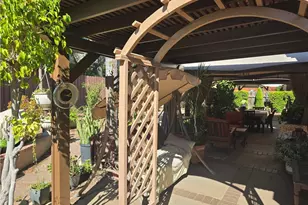2627 Tundar Cir, Corona, CA 92879 - Photo 16
