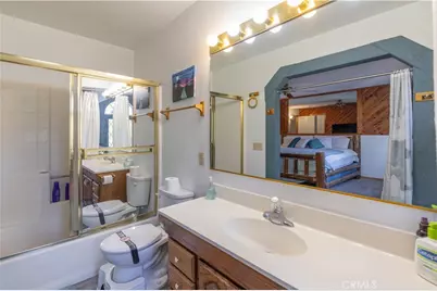1009 White Mountain, Big Bear City, CA 92314 - Photo 16