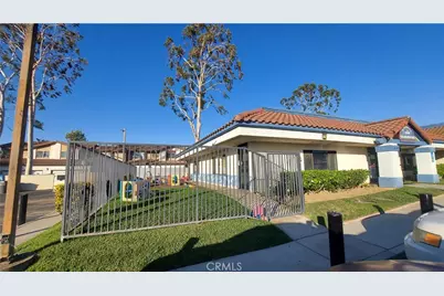 13130 Magnolia Avenue, Corona, CA 90879 - Photo 2