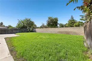 2858 S Colonial Ave, Ontario, CA 91761 - Photo 18
