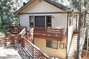 560 Rose Ln, Twin Peaks, CA 92391 - Photo 32