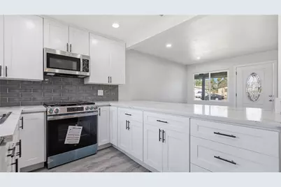 555 W Morgan, Rialto, CA 92376 - Photo 8