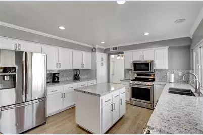 12757 Trotters Lane, Victorville, CA 92392 - Photo 8