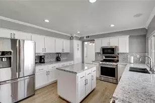 12757 Trotters Ln, Victorville, CA 92392 - Photo 8