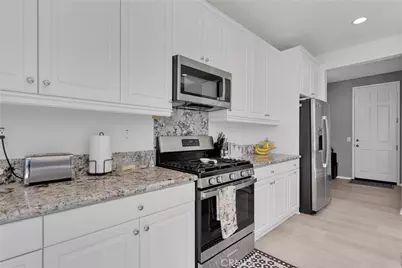 14335 Plymouth Street, Hesperia, CA 92344 - Photo 24