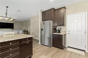28475 Sunflower, Highland, CA 92346 - Photo 10