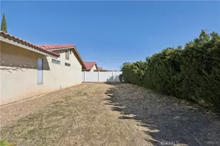 10323 Shahaptain, Hesperia, CA 92345 - Photo 24
