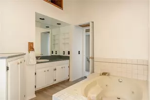 31603 Panorama Dr, Running Springs, CA 92382 - Photo 18