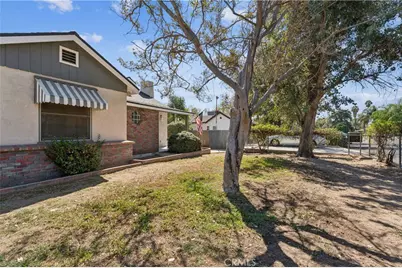 6925 Barton, San Bernardino, CA 92404 - Photo 52