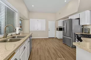 3522 Pear Blossom Ln, Lake Elsinore, CA 92530 - Photo 10