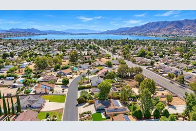 31831 Saint Pierre Lane, Lake Elsinore, CA 92530 - Photo 68