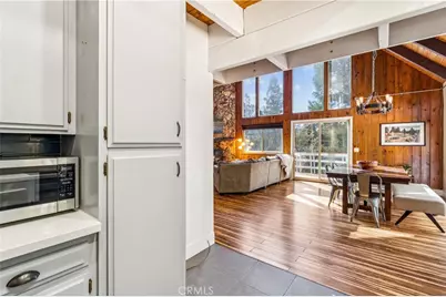 401 Grass Valley, Lake Arrowhead, CA 92352 - Photo 8