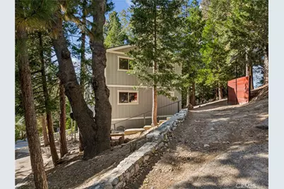 401 Grass Valley, Lake Arrowhead, CA 92352 - Photo 24