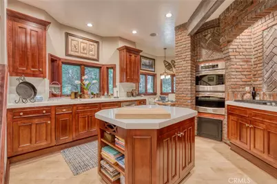 27465 Meadow Bay Drive, Lake Arrowhead, CA 92352 - Photo 24