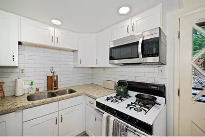 43051 Monterey, Big Bear Lake, CA 92315 - Photo 12