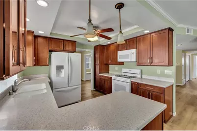 2212 Hartford, Fullerton, CA 92831 - Photo 18