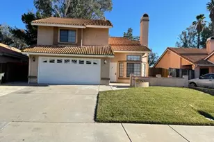 39846 Knollridge Dr, Temecula, CA 92591 - Photo 2