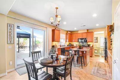 13474 Graystone, Victorville, CA 92394 - Photo 10