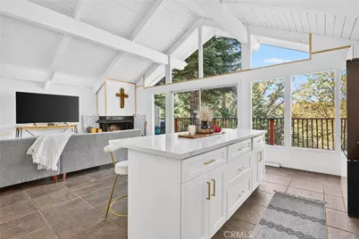 628 Rose, Twin Peaks, CA 92391 - Photo 6