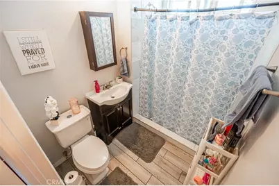 4802 Santa Ana, Bell Gardens, CA 90201 - Photo 50